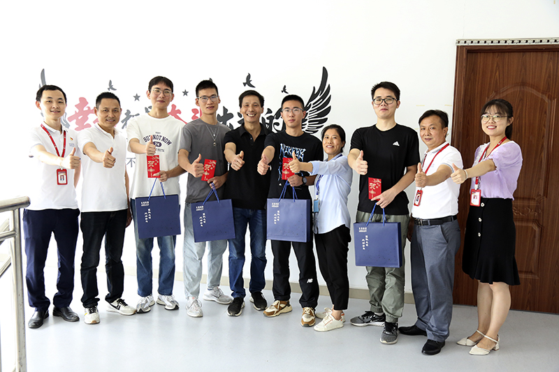 這個企業很贊！為職工子女發放升學獎學金